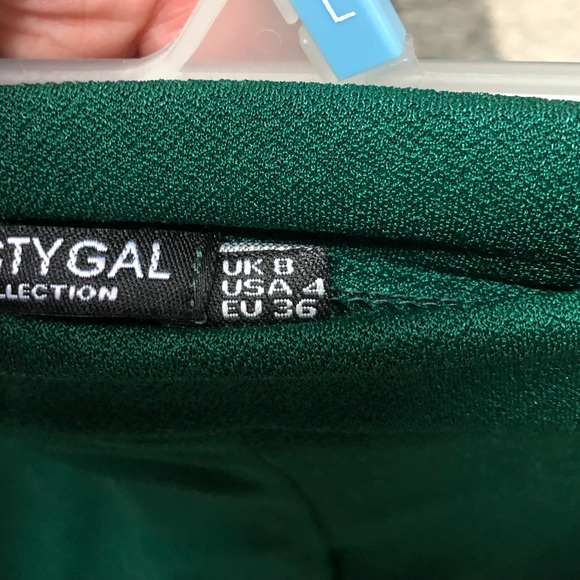 Nasty Gal Two Piece Green Set - Picture 5 of 7